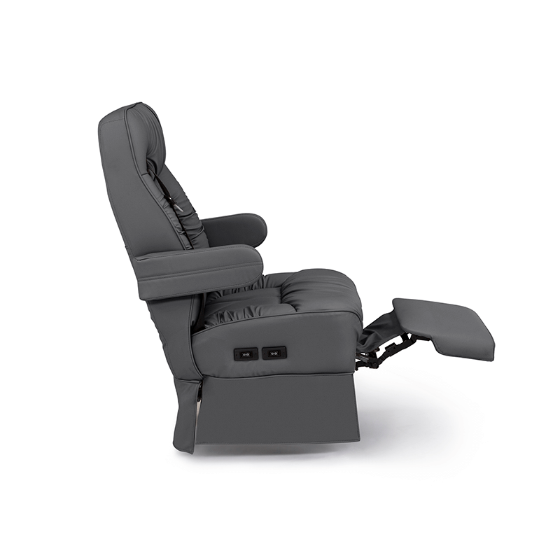 Legrest of De Leon SLX Sprinter Captains Chair